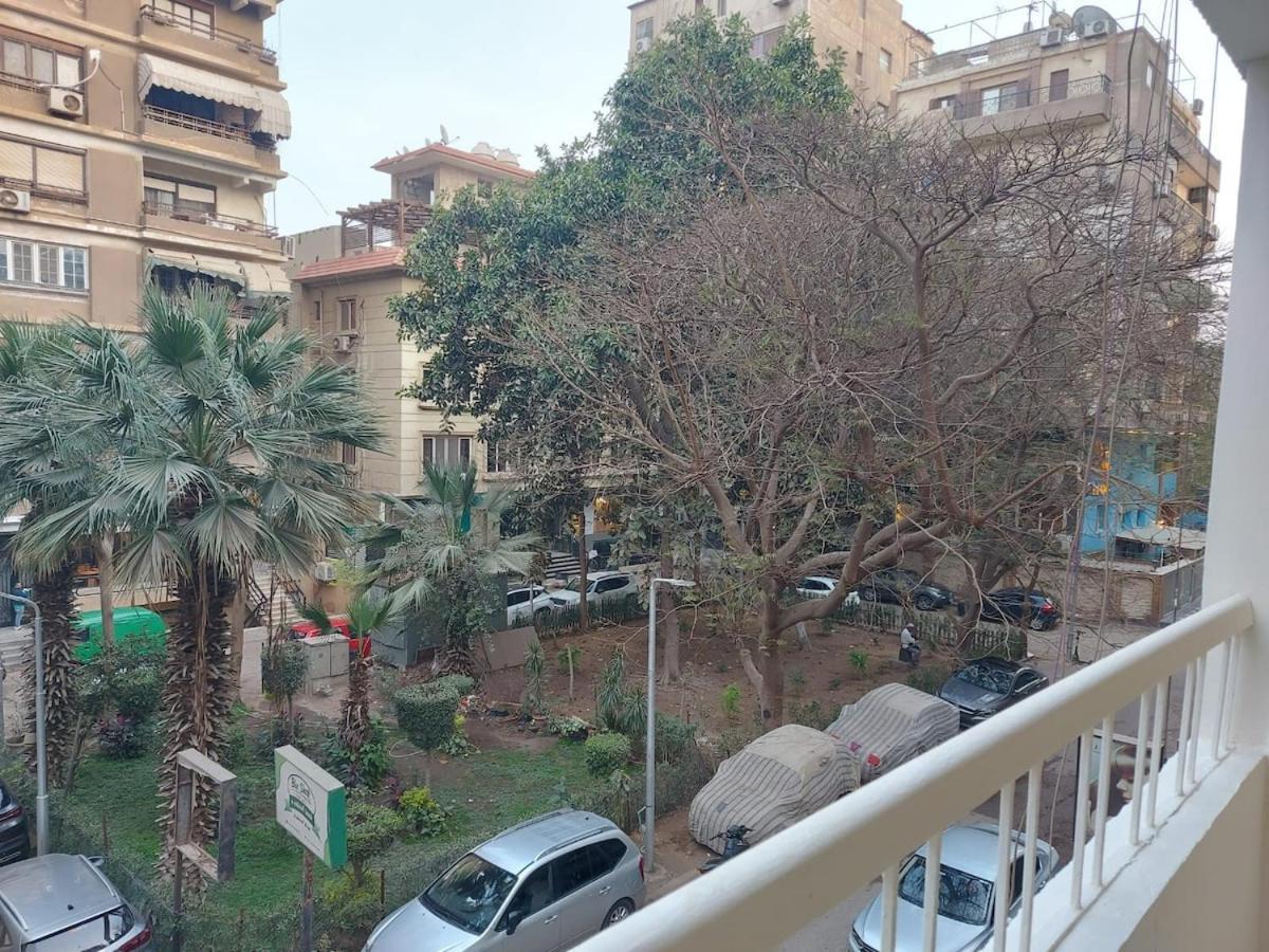 Classic 3br Ma'adi Degla St 231 By Sizzler Restaurant Apartment Cairo