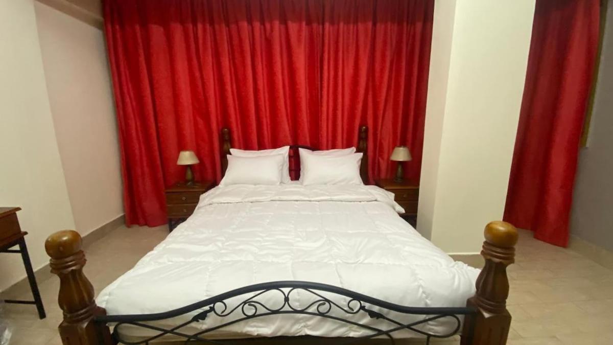 Apartment Classic 3br Ma'adi Degla St 231 By Sizzler Restaurant Cairo