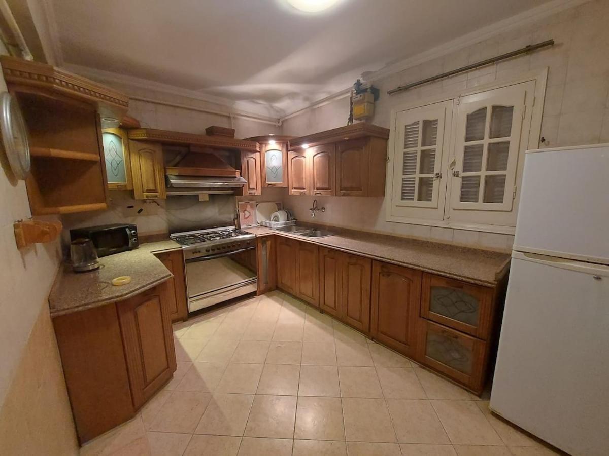 Apartment Classic 3br Ma'adi Degla St 231 By Sizzler Restaurant