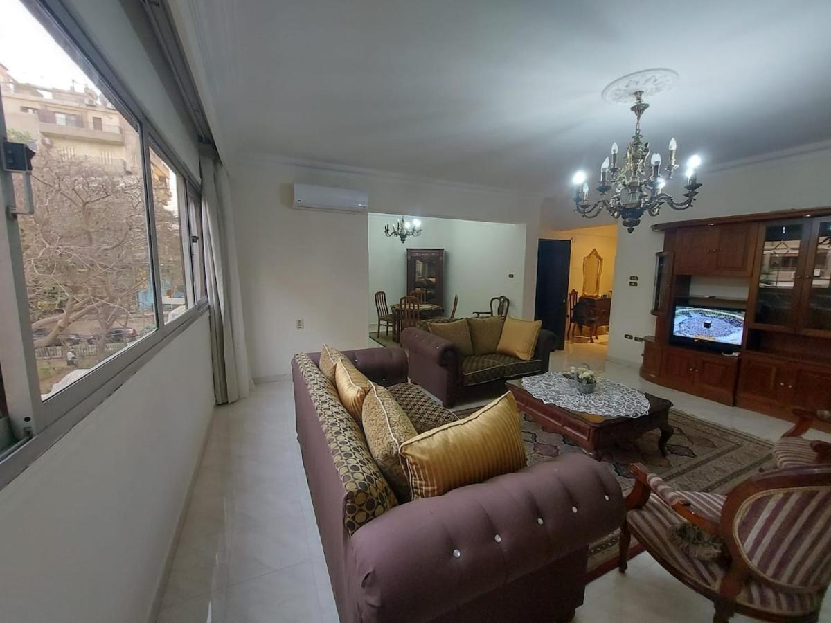 Classic 3br Ma'adi Degla St 231 By Sizzler Restaurant Apartment *
